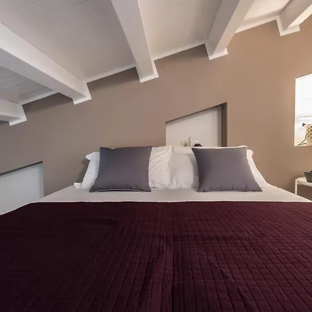 Emanuela - Isulatravel Villa Ispica