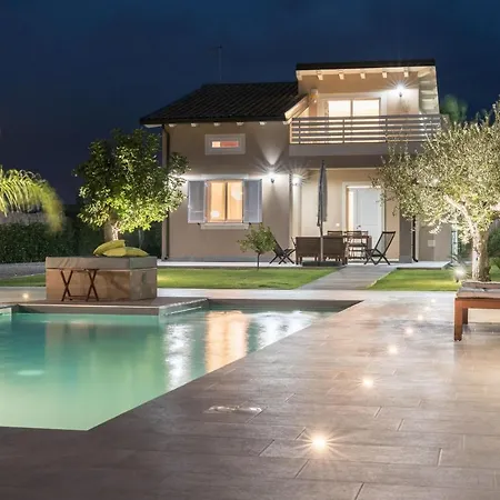 Emanuela - Isulatravel Villa